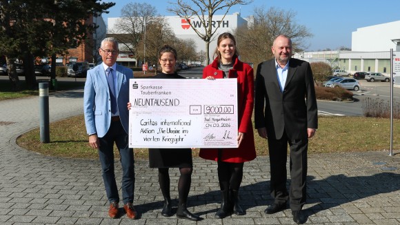 Würth Industrie Service sammelt 9.000 Euro für Caritas international
